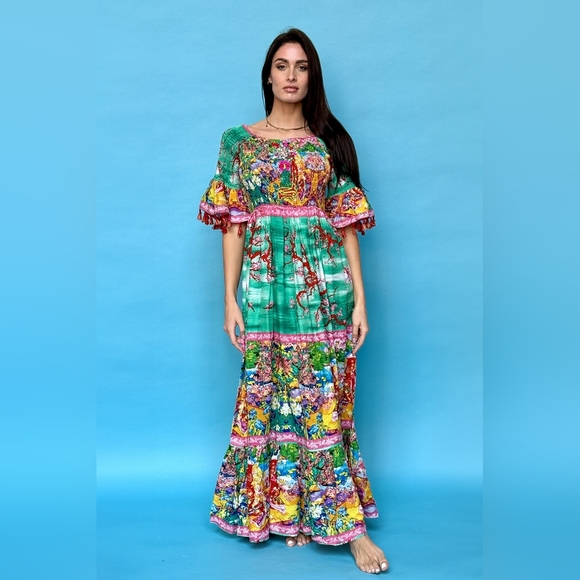 Dresses & Skirts - Abito lungo con spalle scoperte